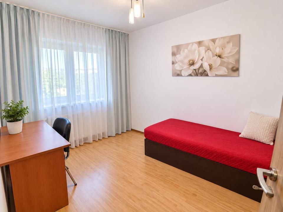 Apartament cu 3 camere langa Palas, intermediar, fara risc, semidecomandat! – fotografia 4 din 8