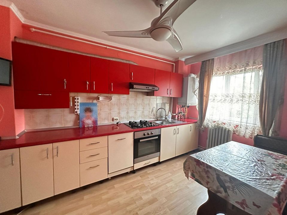 Vanzare Apartament 4 camere Deco CETATE Mercur 2 bai 90 mp cu balcon si pod – fotografia 8 din 19