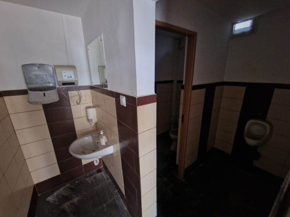 Spatiu alimentatie publica in Gheorgheni – fotografia 13 din 14