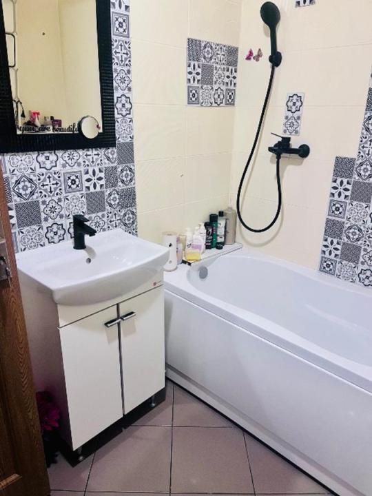 APARTAMENT 2 CAMERE RENOVAT *54 MP * CENTRALA  PROPRIE * 1DECEMBRIE 1918 – fotografia 10 din 13