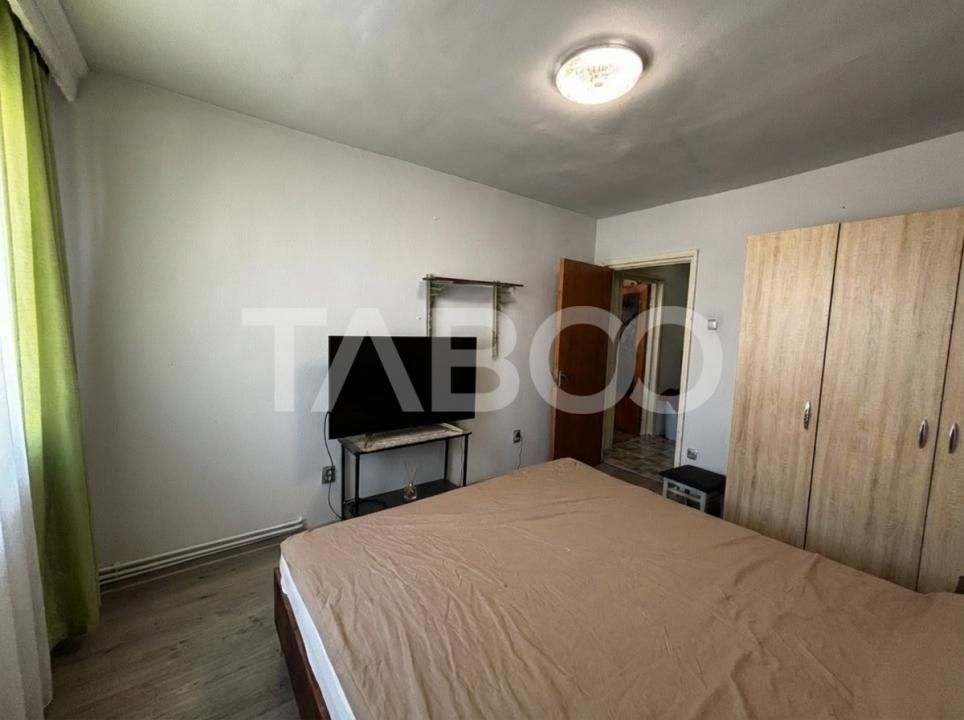Apartament de vanzare  2 camere 47mp+7mp balcon zona Mihai Viteazul – fotografia 1 din 11