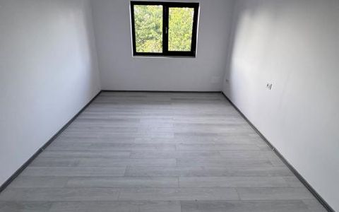 Vila tip duplex cu teren 100 mp, intersectie Profi Horpaz, la DJ, Capat CUG