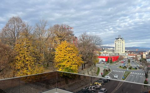 Apartament tip penthouse 2 camere, ultracentral,terasa 25mp-Ramnicu Valcea