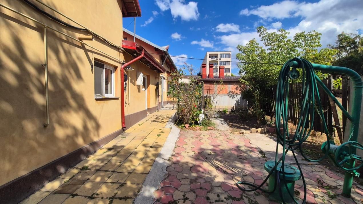 Teren intravilan 531 mp cu 2 locuințe și garaj sector 1 – fotografia 10 din 23