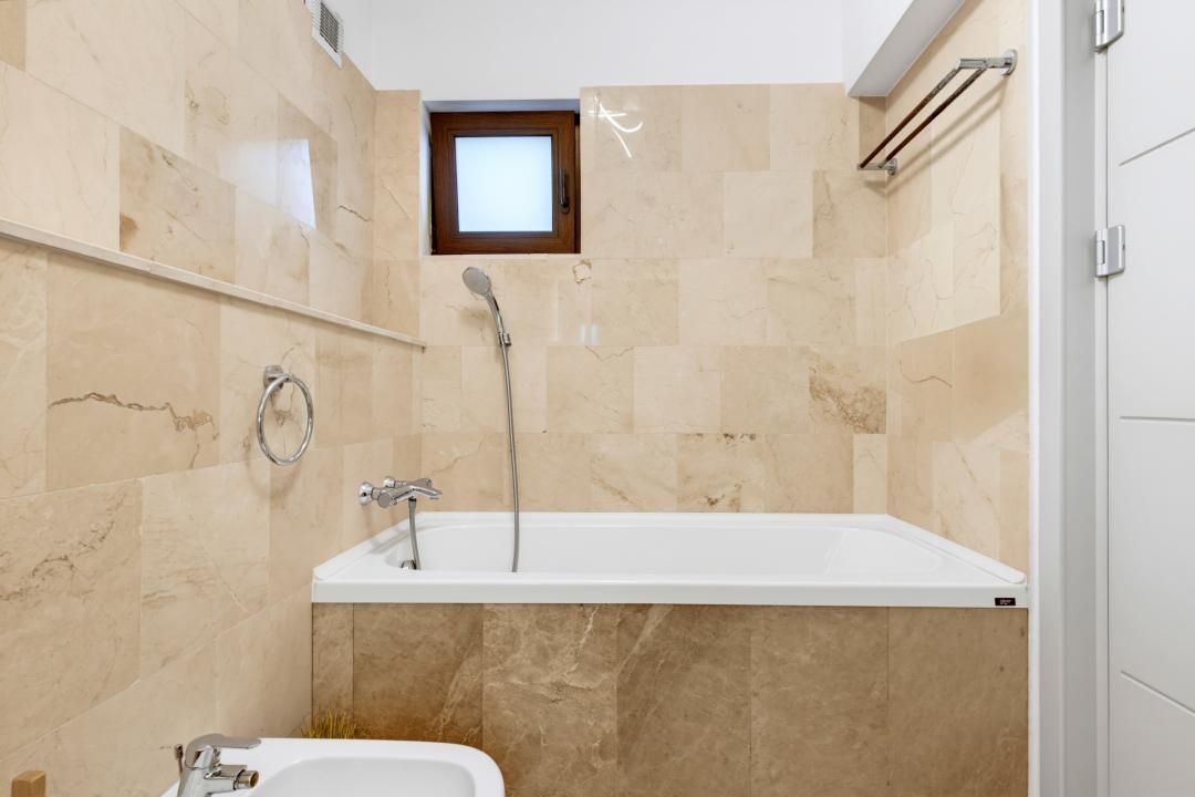 Vânzare Penthouse 3 Camere 2 Băi Newton Tătărași 168 mp READY TO MOVE – fotografia 15 din 32