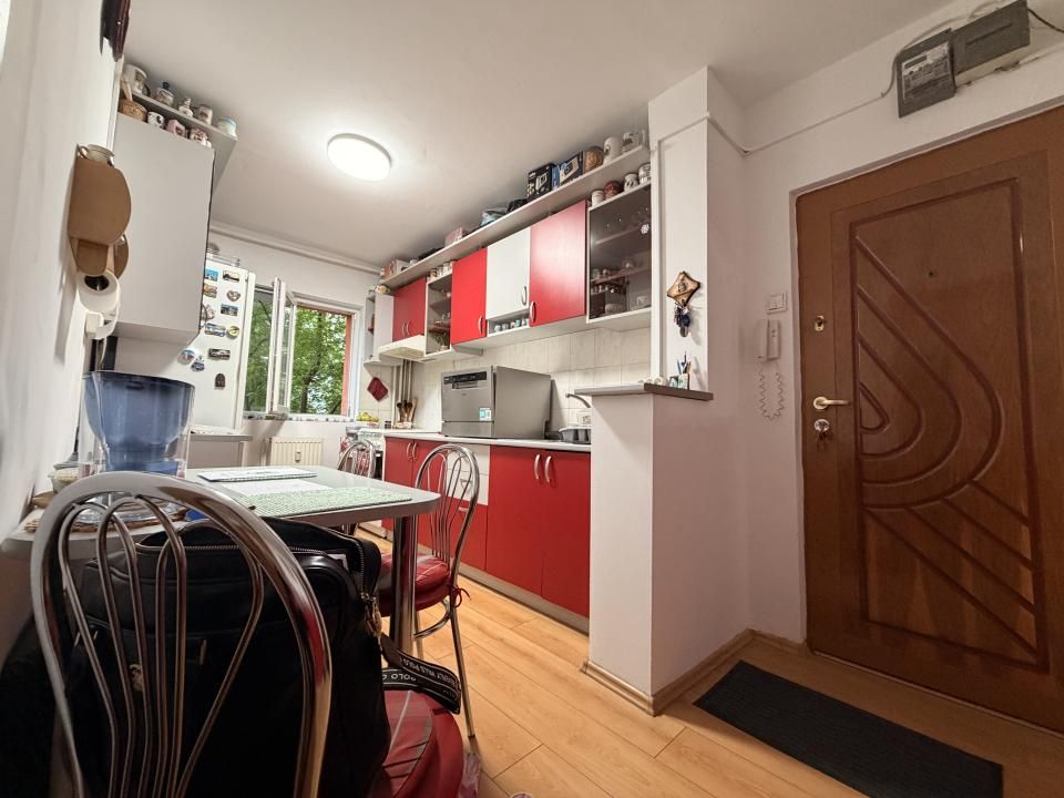 Apartament 2 camere, decomandat, 42 mp utili, etaj 1 - Girocului – fotografia 11 din 13