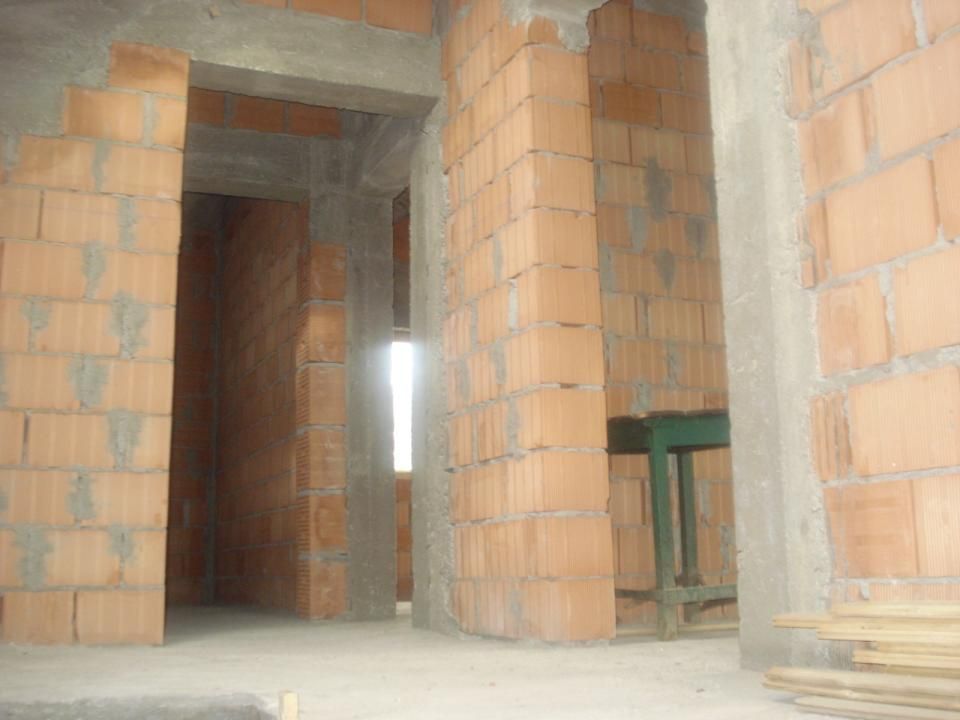 Casa la rosu - 25 km pana in Bucuresti - living 36mp – fotografia 11 din 12