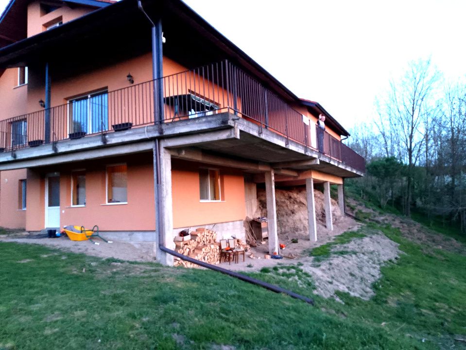 Gospodarie, casa cu 5 camere si 8272 mp teren, in Oarda – fotografia 4 din 23