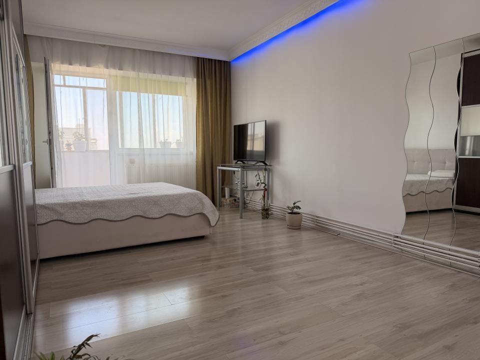 Apartament 1 camera, decomandat, 35 mp utili, etaj 8 - Complexul Studentesc – fotografia 2 din 9