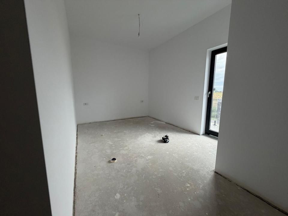 COMISION 0 CUMPARATOR | Individuala | Parter +Etaj | Toate utilitatile – fotografia 7 din 15