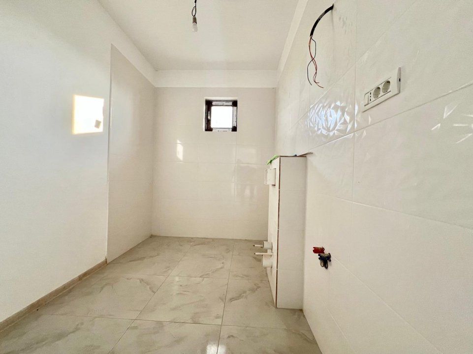 Casa individuala de vanzare cu 4 camere si teren de 532 mp, zona Remetea Mare – fotografia 7 din 14