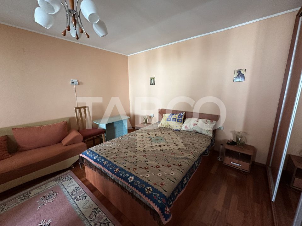 Casa familiala pentru locuit sau vacanta , spatioasa si confortabila . – fotografia 8 din 16