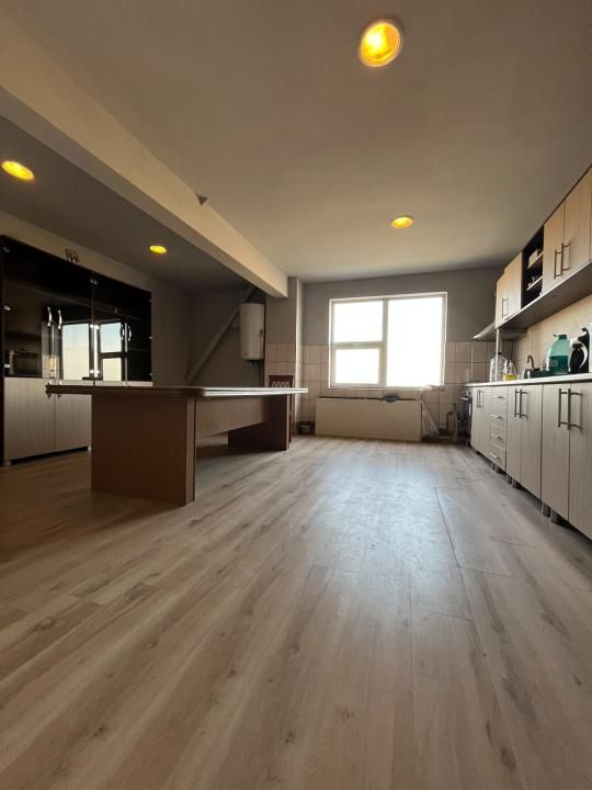 De închiriat spațiu de birouri de 150 mp – 5 camere zona industrială Găești Est – fotografia 1 din 10
