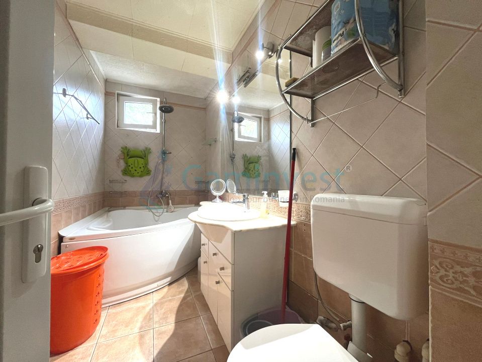 Apartament de inchiriat in Oradea, cu 3 camere, zona Aluminei – fotografia 9 din 11