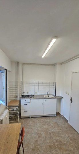 3 Camere de inchiriat | Eminescu | Centrala | Nemobilat – fotografia 6 din 8