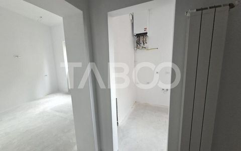 Garsoniera decomandata de vanzare in zona Centrala - cladire renovata
