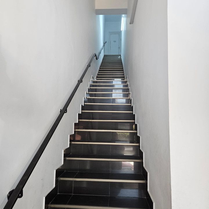 CLĂDIRE DE BIROURI | 320 MP | ZONA CAPITOL – LA 20 M DE BULEVARDUL MAMAIA – fotografia 12 din 23