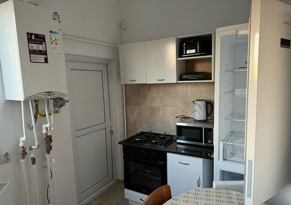 2 Camere de vanzare | Cismigiu | Metrou | Centrala Proprie | Renovat – fotografia 5 din 8