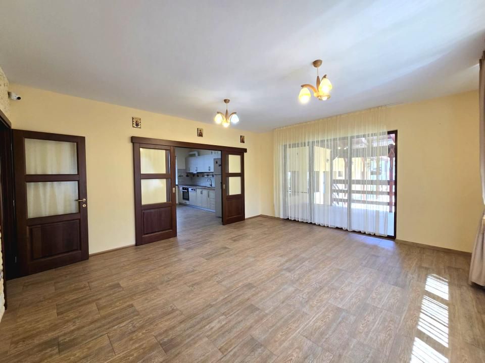 Casă individuală | 5 dormitoare | 230 mp | 700 mp teren | Tăuți Mănăstire – fotografia 6 din 28