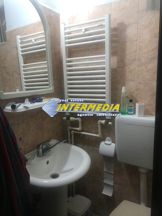 Casa de vanzare cu 3 camere in Alba Iulia zona Centru – fotografia 3 din 12