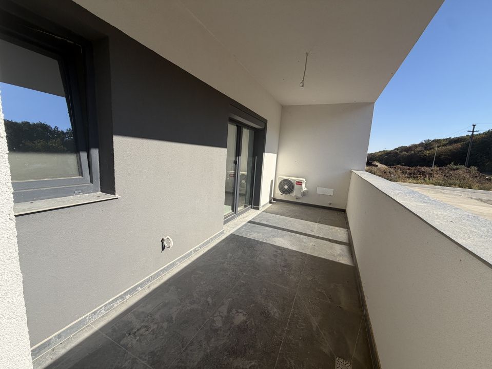P5034 Apartament DECOMANDAT cu 3 camere zona LAC DUMBRAVITA,ETAJ 1, 2 Parcari – fotografia 24 din 35
