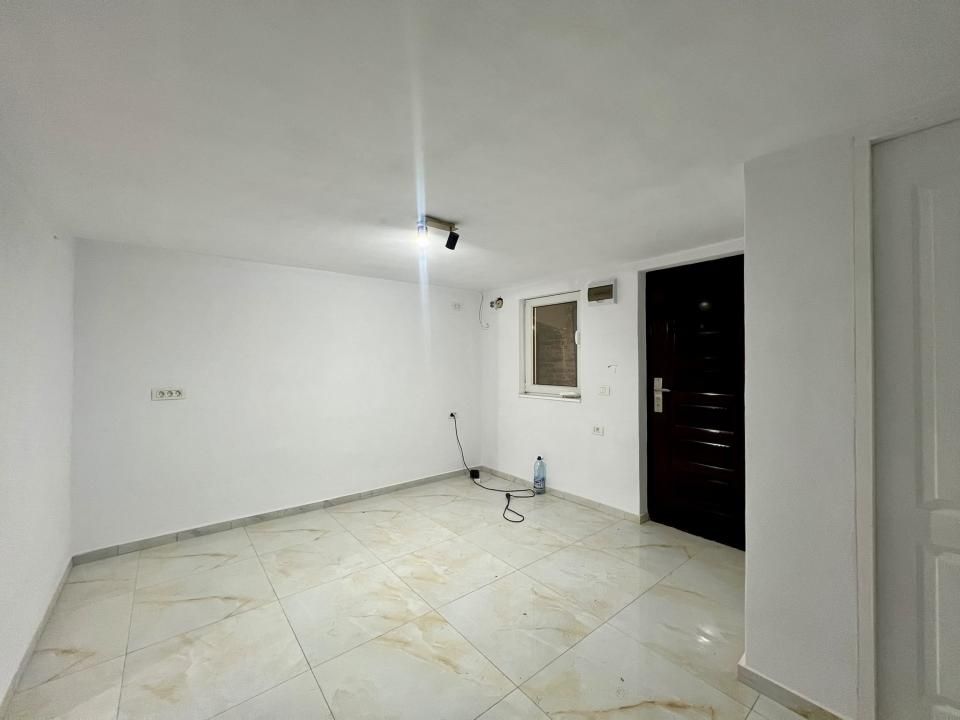 Apartament cu 2 camere, 40 mp utili, demisol - Zona Balcescu – fotografia 3 din 9