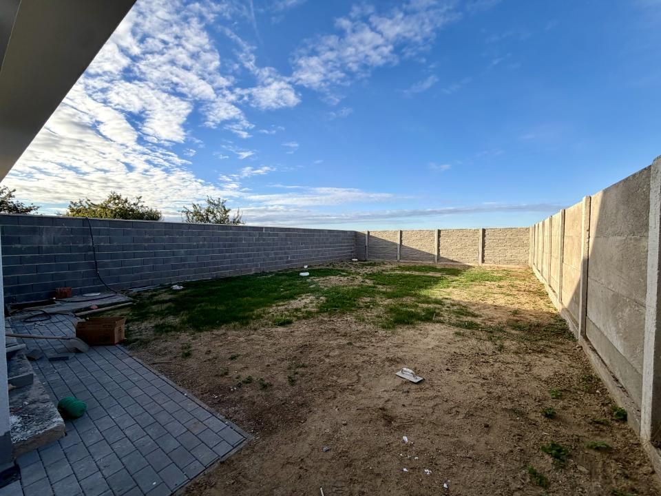Duplex spatios, 3 camere, 100 mp utili, 330 mp teren - Sanandrei – fotografia 2 din 9