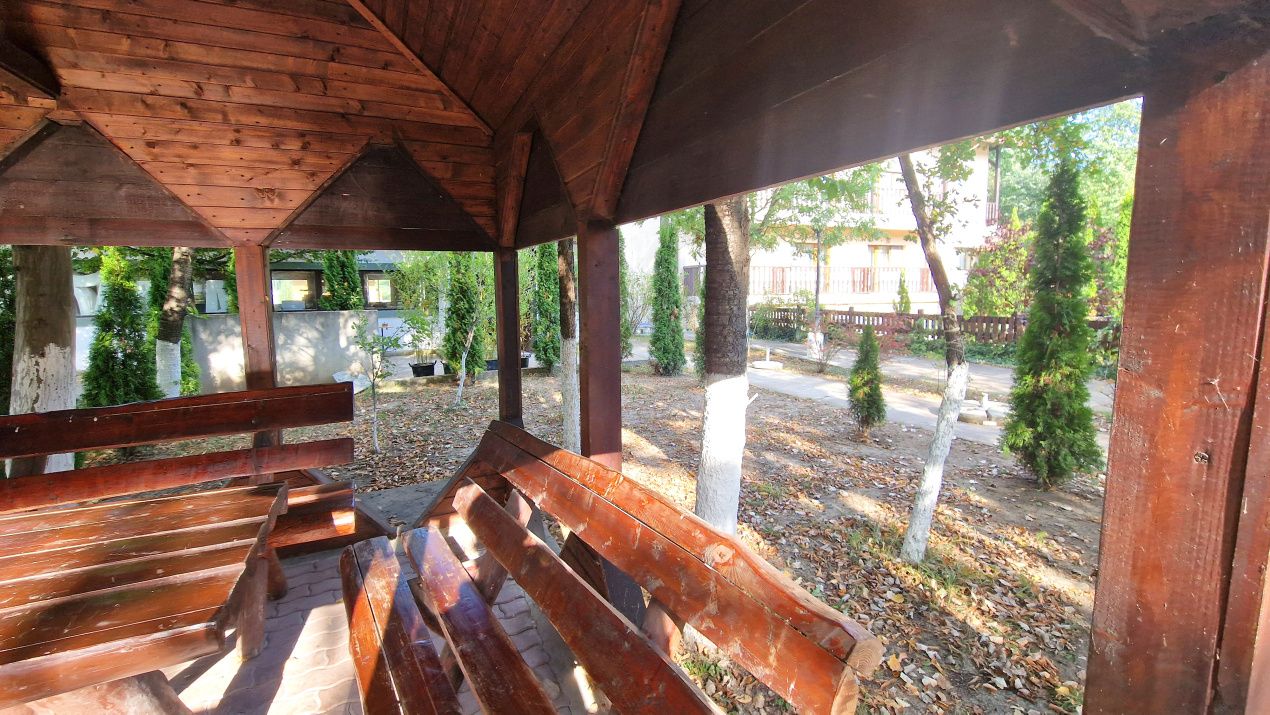 Domeniu Imobiliar de Elită: 14.000 mp Teren, Pensiune, SPA și Centru Evenimente – fotografia 25 din 28