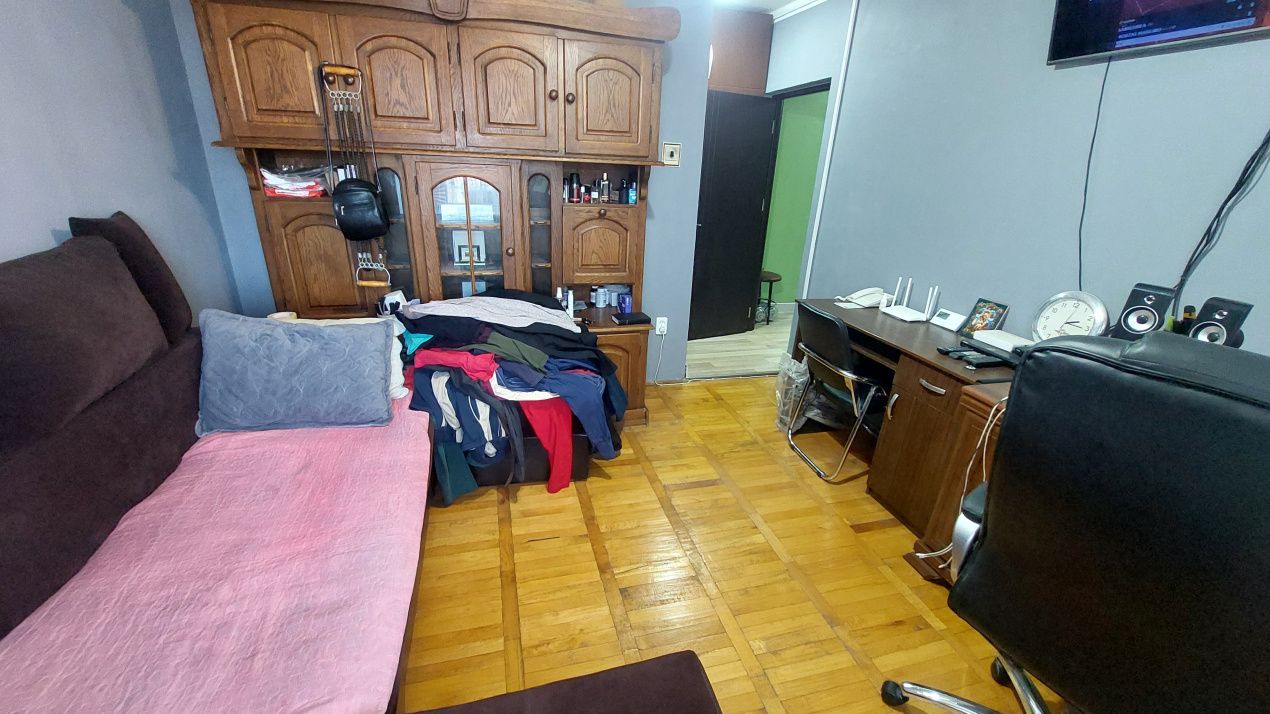 Apartament 4 camere, 100 mp, cartier Craiovita Noua, zona Carrefour – fotografia 4 din 9