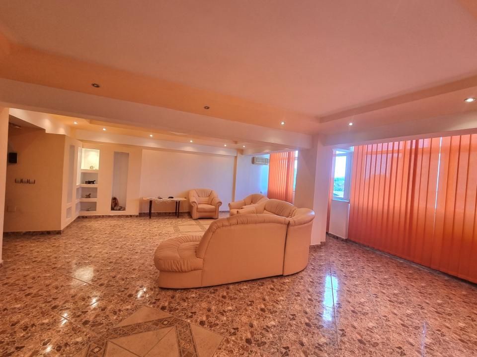 Apartament imposibil de ignorat | living de 54 mp | liber la vânzare – fotografia 3 din 9