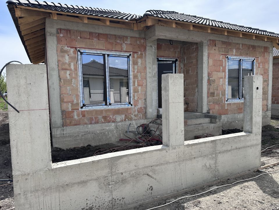 Casa cu 4 camere finisata la cheie de vanzare Alba Iulia cu toate utilitatiile – fotografia 3 din 3