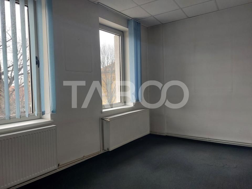 Spatiu de birouri 275 mp 3 camere etaj 1 autorizat ISU Sibiu – fotografia 9 din 11