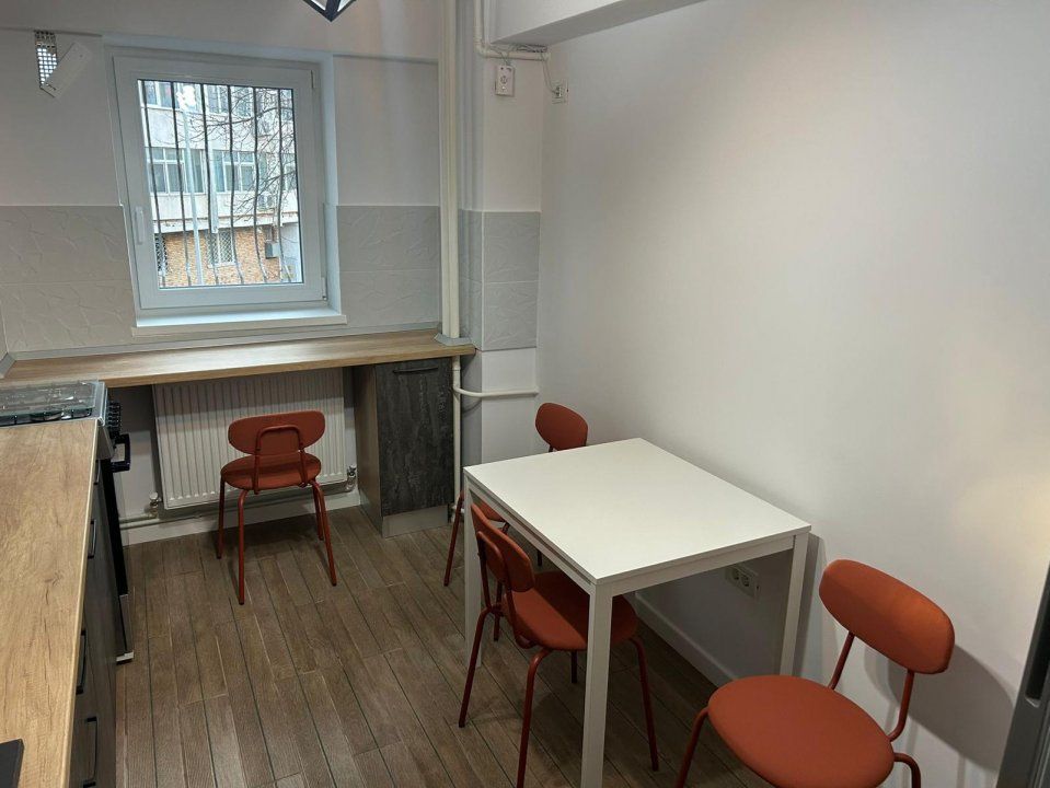 Apartament 2 camere decomandat – Piata Tomis III – fotografia 8 din 10