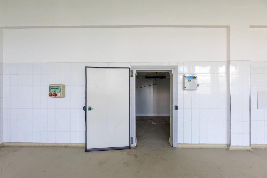 Proprietate de vânzare pentru investiție–teren 3874mp+construcții 989mp, Bacău – fotografia 6 din 47