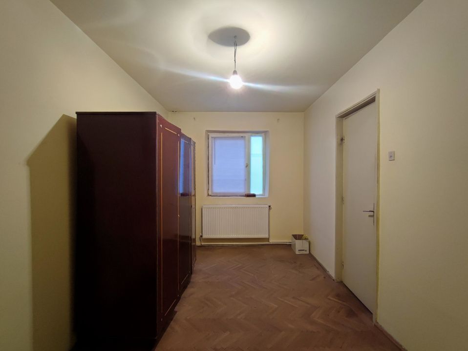 Apartament 2 camere de vanzare in Navodari langa Scoala Tudor Arghezi – fotografia 3 din 8