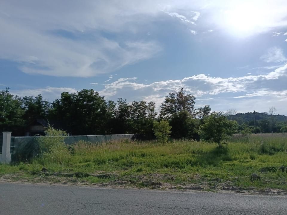 TEREN INTRAVILAN 712 MP | 17 ML DESCHIDERE | UTILITĂȚI | APROAPE DE COSTEȘTI – fotografia 3 din 7