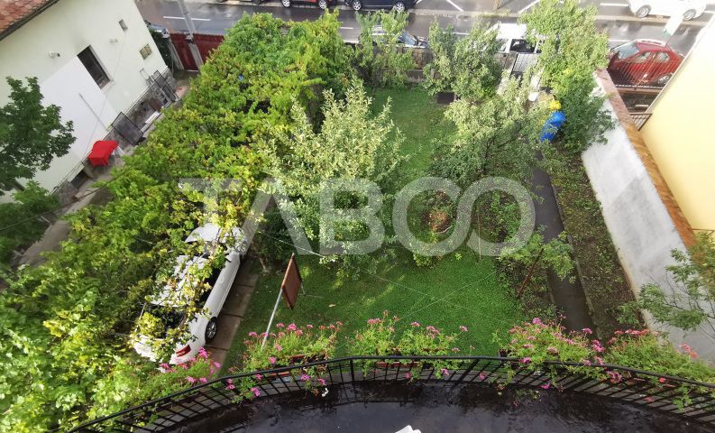 Casa in zona Centrala cu 8 camere mobilate teren 890 mp – fotografia 17 din 20