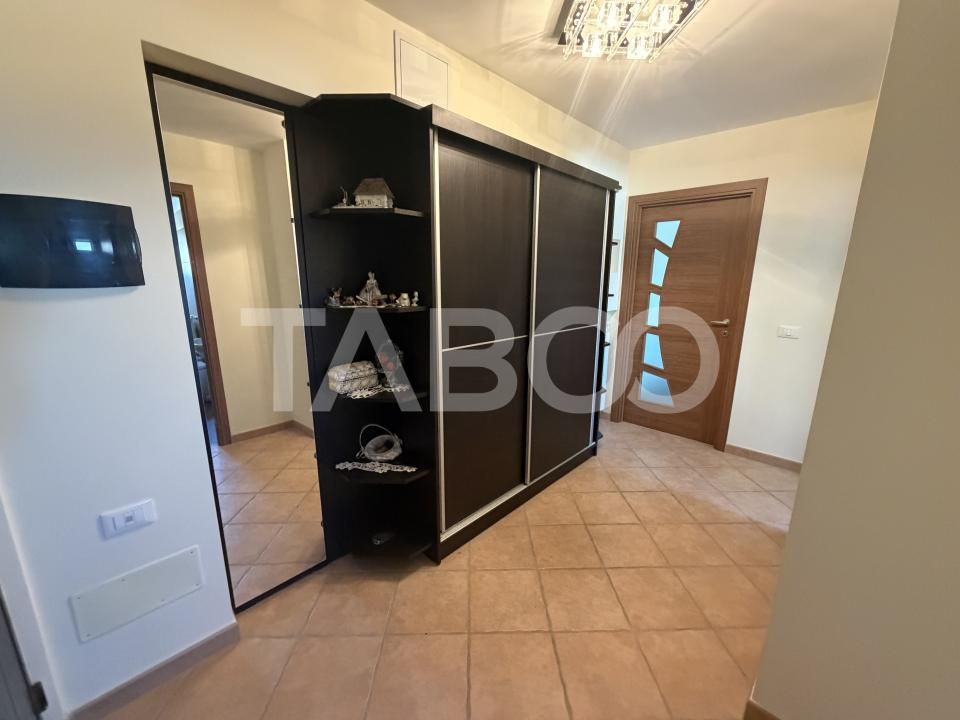 Apartament 3 camere complet renovat mobilat si utilat zona 1 Decembrie – fotografia 10 din 10