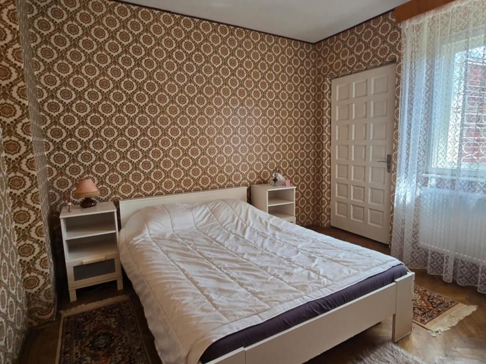 Vila 500 mp, teren 1.632 mp, ideala pentru locuinta sau pensiune – fotografia 23 din 31