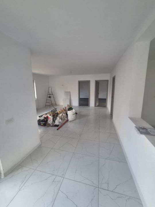Oportunitate! Zona deosebita casa la sol, 3 camere, posibilitate M, Valu lui Tr! – fotografia 3 din 8