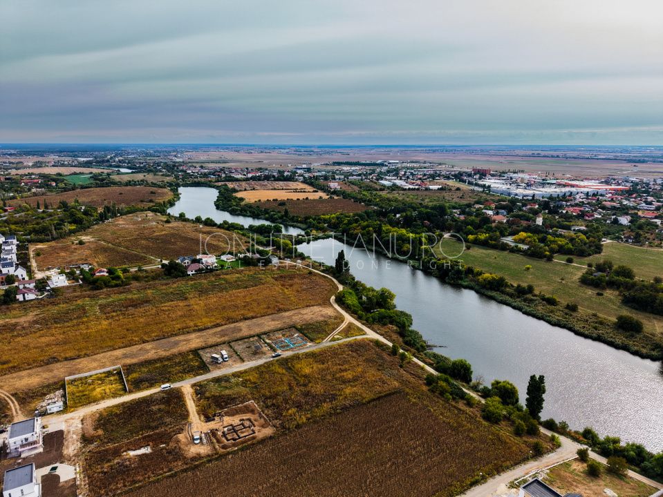 Teren cu vedere la lac Corbeanca - Petresti – fotografia 14 din 19