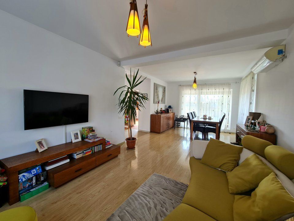 Casă Domnești | Spațioasă, Luminoasă, Ideală pentru Familie – fotografia 4 din 23
