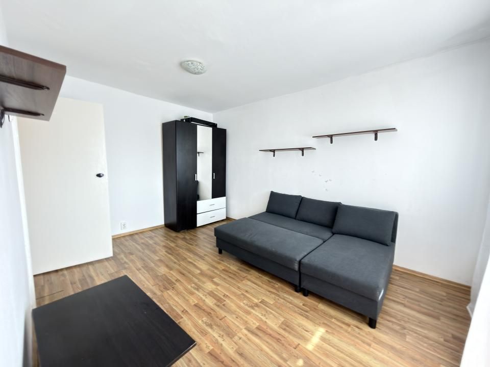 Apartament o camera, 24 mp utili, etaj 3 - Zona Girocului – fotografia 1 din 9