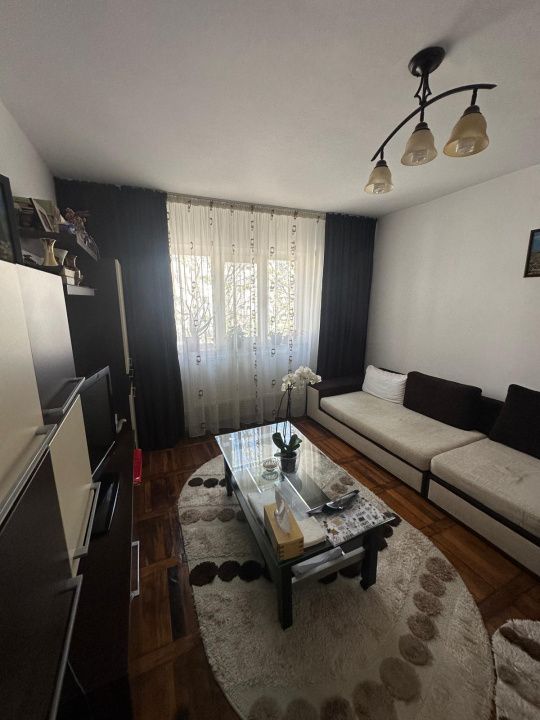 Apartament 4 camere de vânzare | Poarta 6, Constanța – fotografia 1 din 9