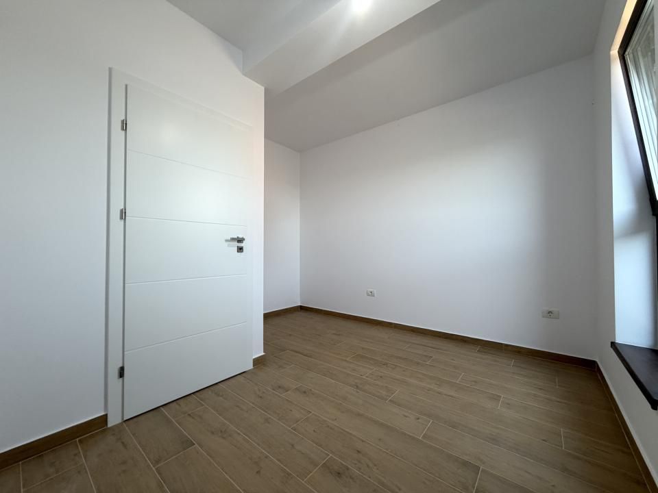 Duplex cu camera tehnica, 102mp utili, 350mp teren-Covaci – fotografia 11 din 21