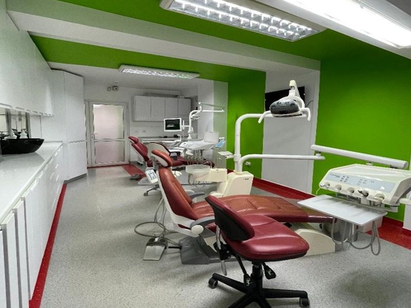 INCHIRIERE | Spatiu Comercial Vad | Stomatologie | Dotat  complet | Cetate Piata – fotografia 8 din 8