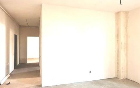 Oportunitate ! Apartament 4 Camere | Semifinisat | Logie 10 MP | Floresti