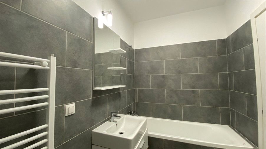 Atria Urban Resort 2 camere cu gradina si acces la piscina – fotografia 5 din 5