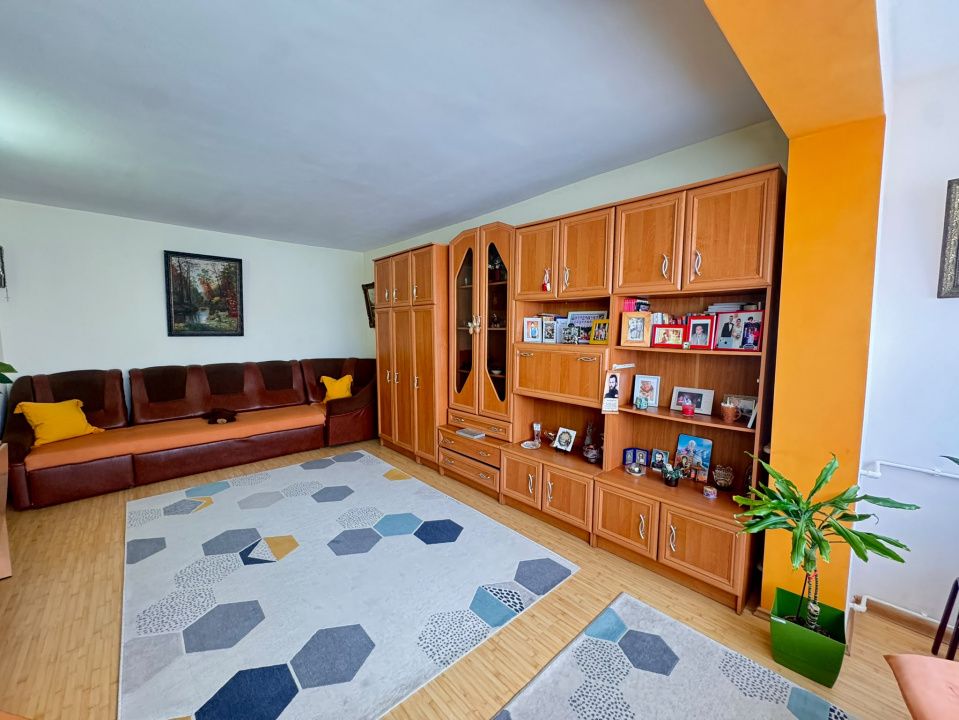 Apartament 3 camere de vanzare - zona Brotacei, Tomis Nord – fotografia 9 din 12