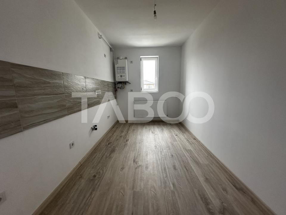 COMISION 0 - Apartament 2 camere decomandate de vanzare balcon 71 mpu – fotografia 3 din 7